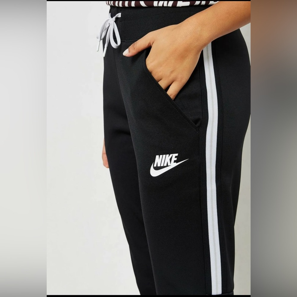 Nike Polyknit Cuff Joggers Medium - Picture 2 of 4